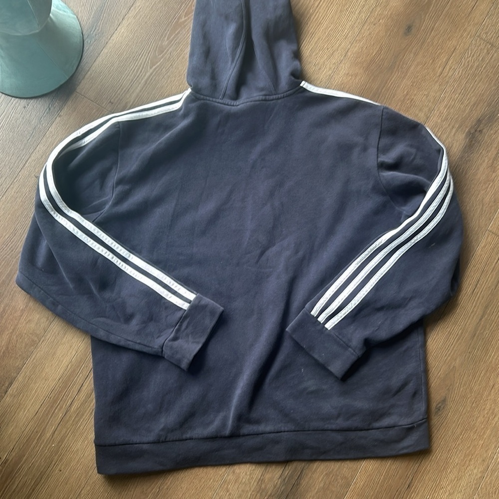 Adidas sweater ! Large ! - Picture 5 of 5